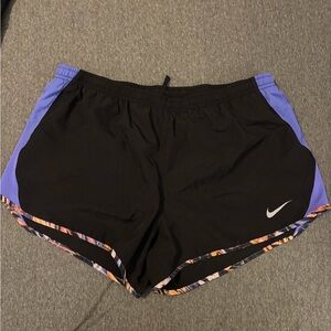 Nike Women's Black and Purple Tempo Brief-Lined running shorts